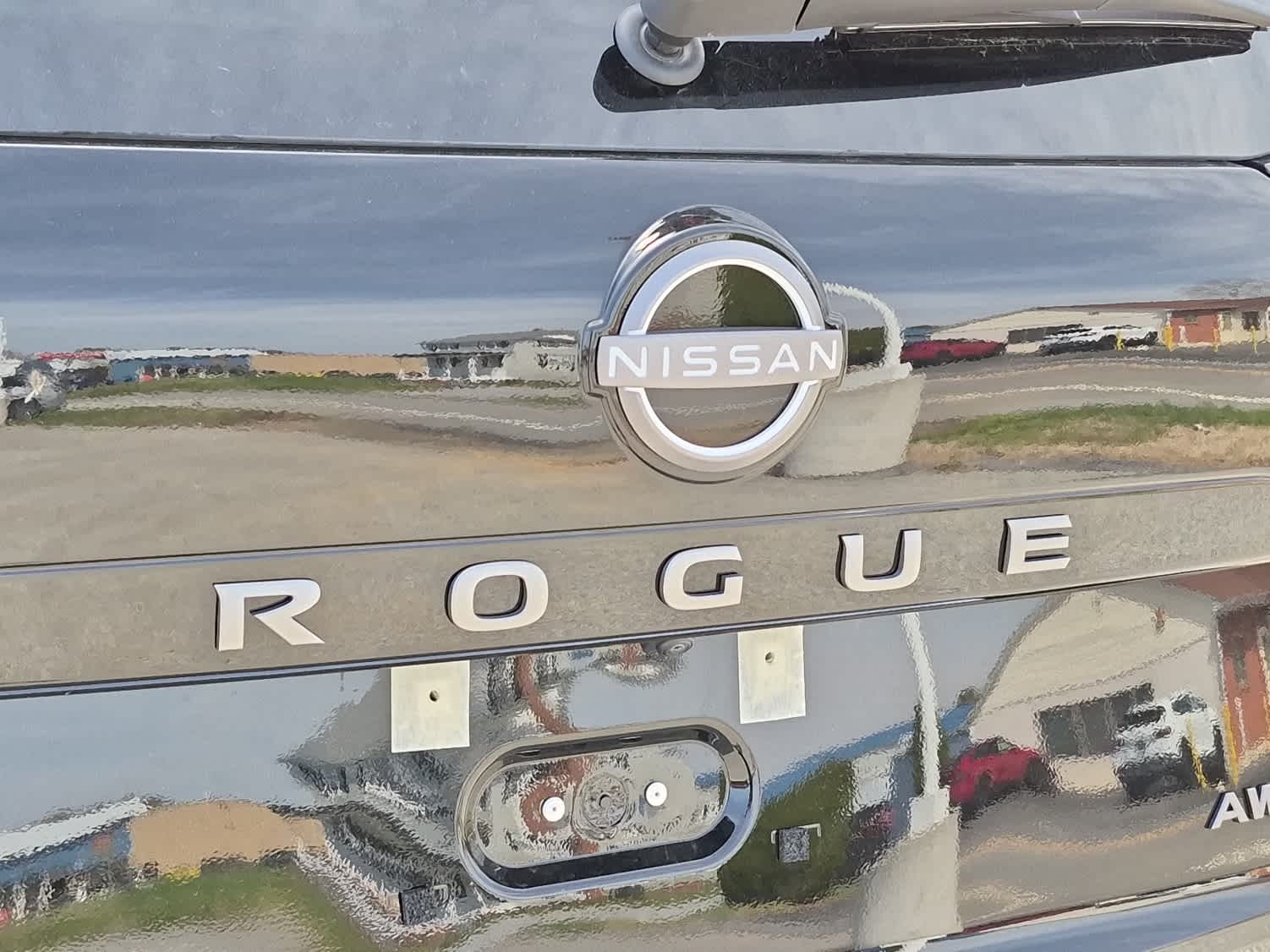 2026 Nissan Rogue SV - Super Black exterior view 17
