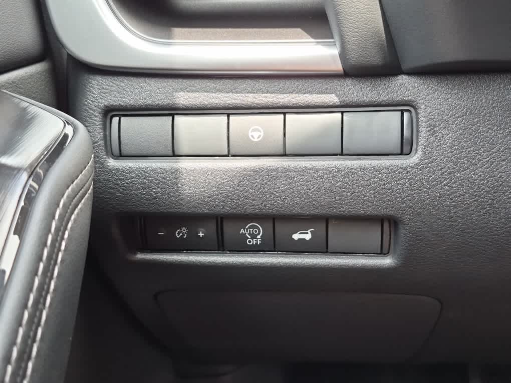2026 Nissan Rogue SV - Everest White Pearl Tricoat exterior view 17