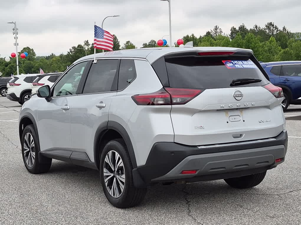 2023 Nissan Rogue SV - Brilliant Silver Metallic exterior view 4
