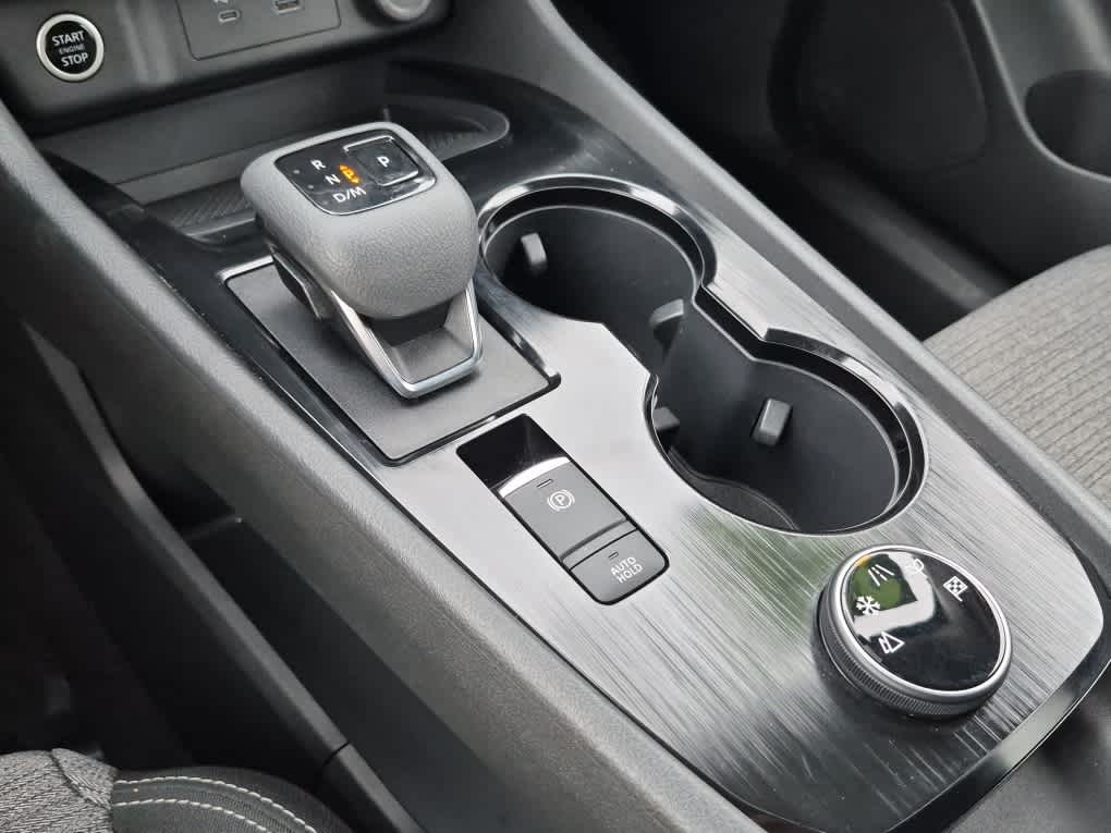 2023 Nissan Rogue SV - Brilliant Silver Metallic exterior view 12
