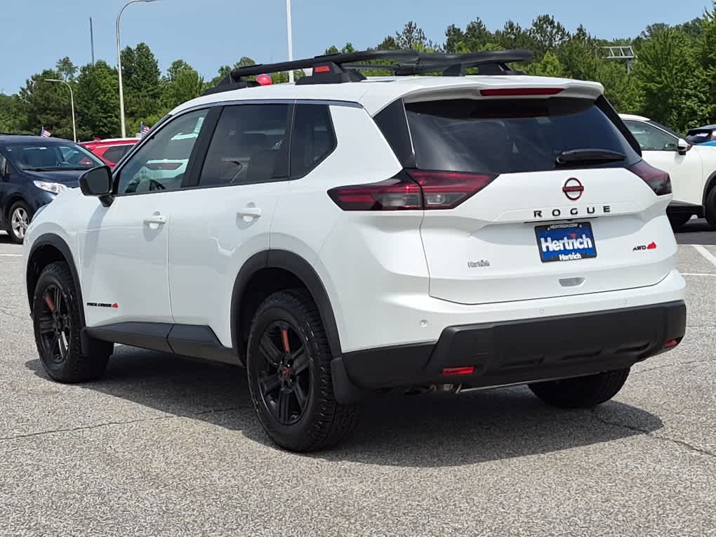 2026 Nissan Rogue Rock Creek - Everest White Pearl Tricoat exterior view 4