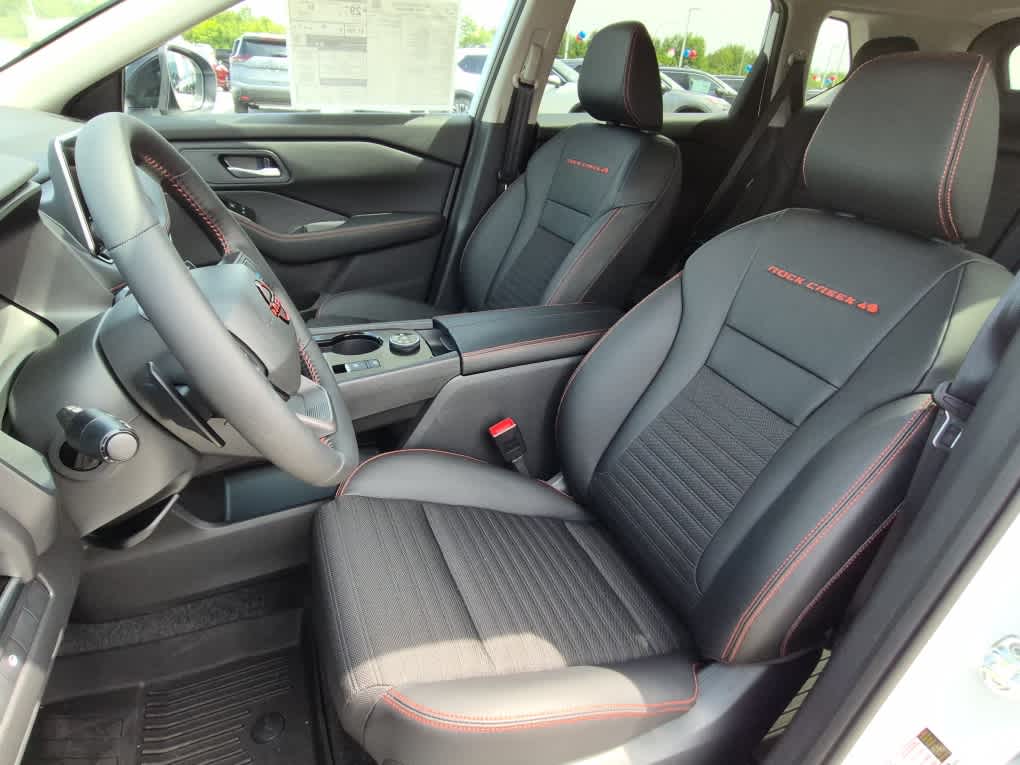 2026 Nissan Rogue Rock Creek - Everest White Pearl Tricoat exterior view 10