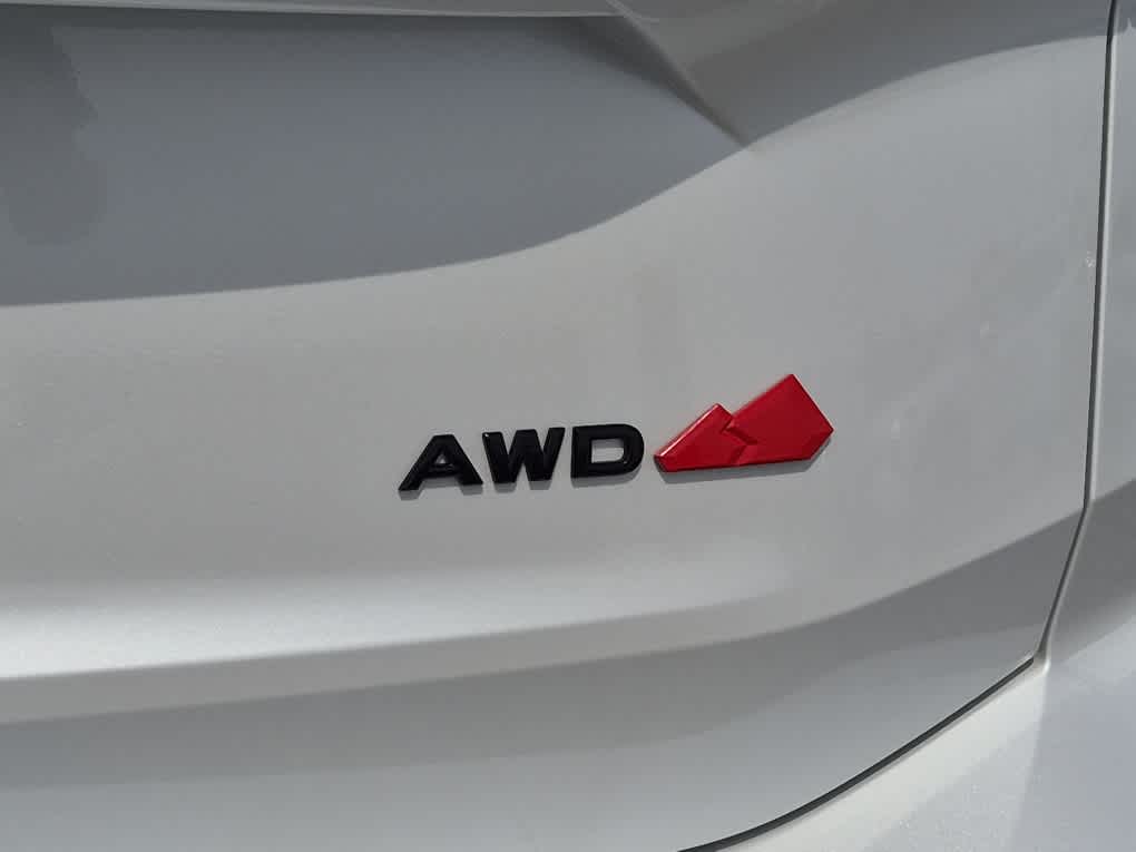2026 Nissan Rogue Rock Creek - Everest White Pearl Tricoat exterior view 19