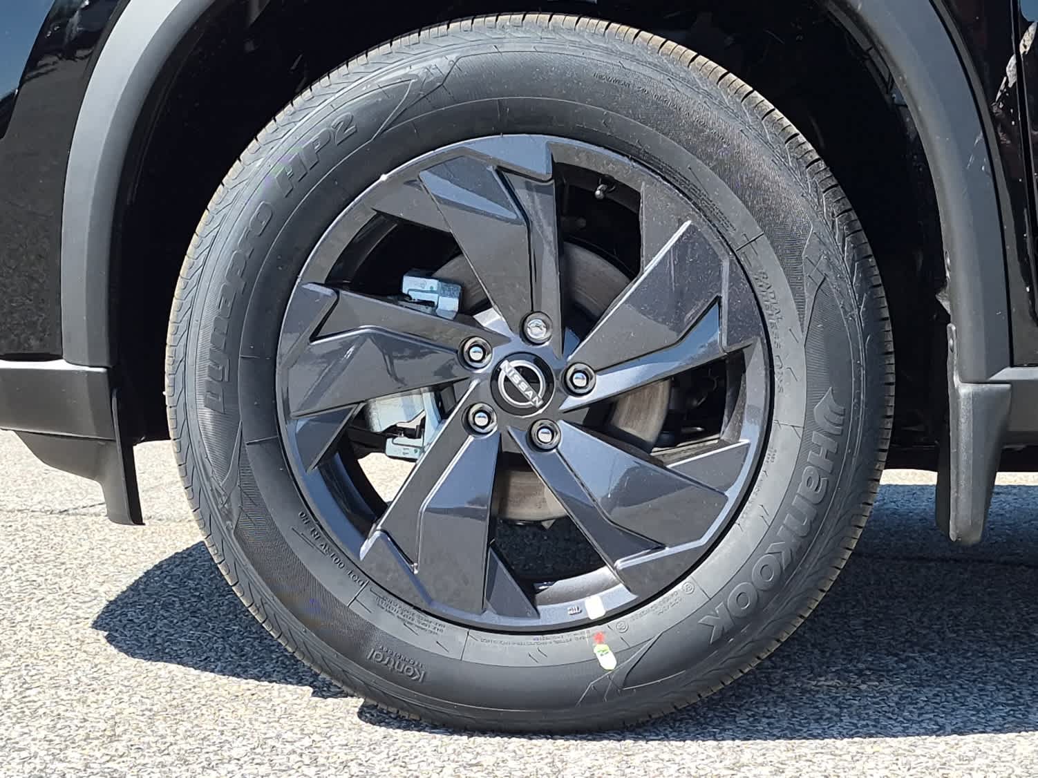 2026 Nissan Rogue SV - Super Black exterior view 6