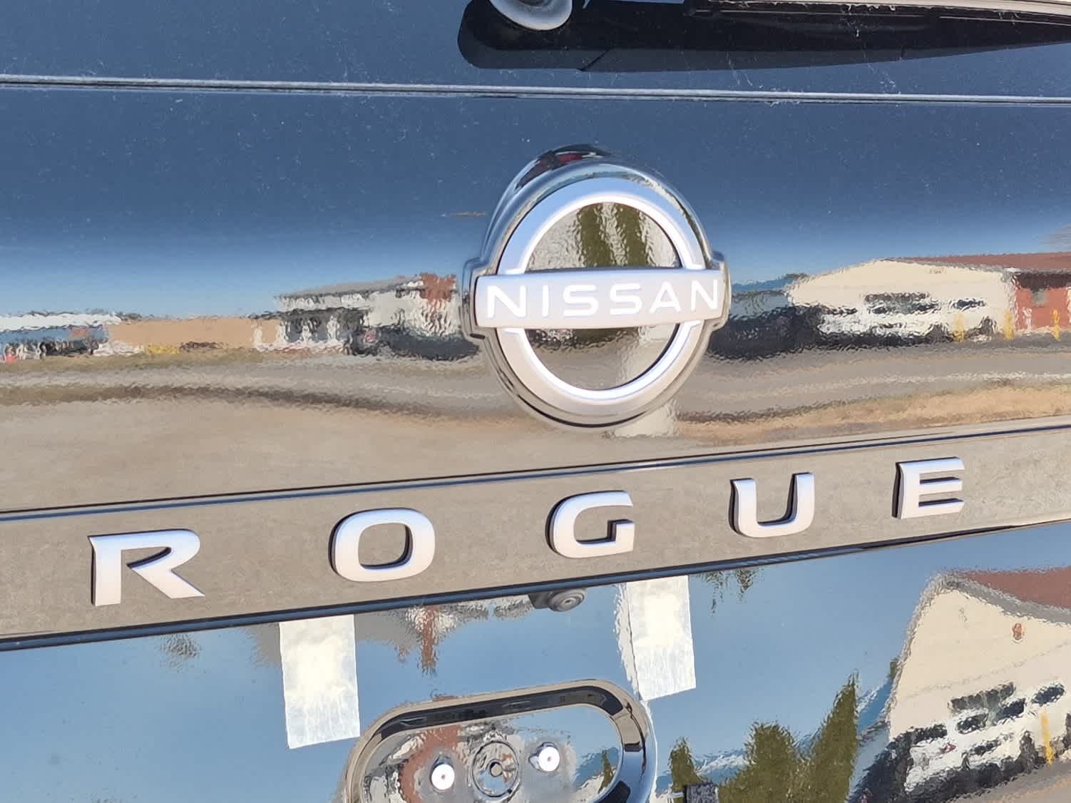 2026 Nissan Rogue SV - Super Black exterior view 18