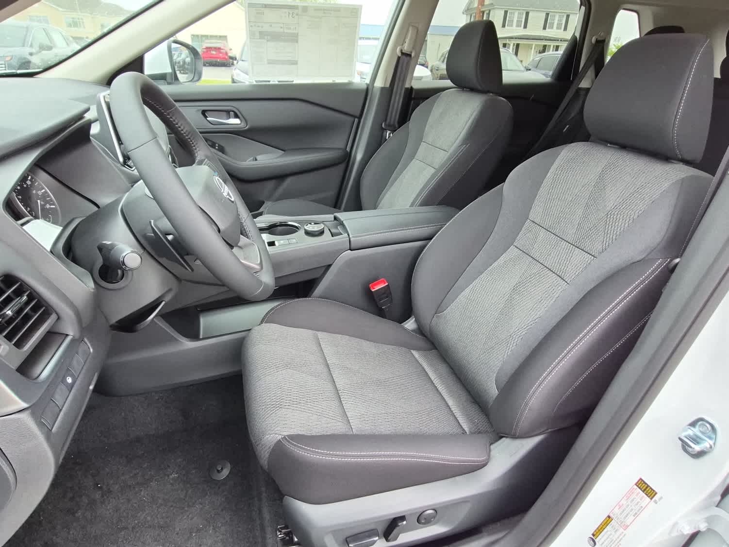 2026 Nissan Rogue SV - Everest White Pearl Tricoat exterior view 10