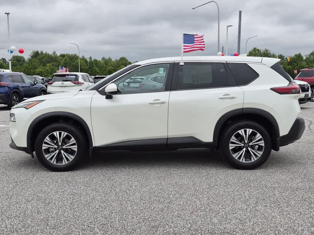 2023 Nissan Rogue SV - Pearl White Tricoat exterior view 5