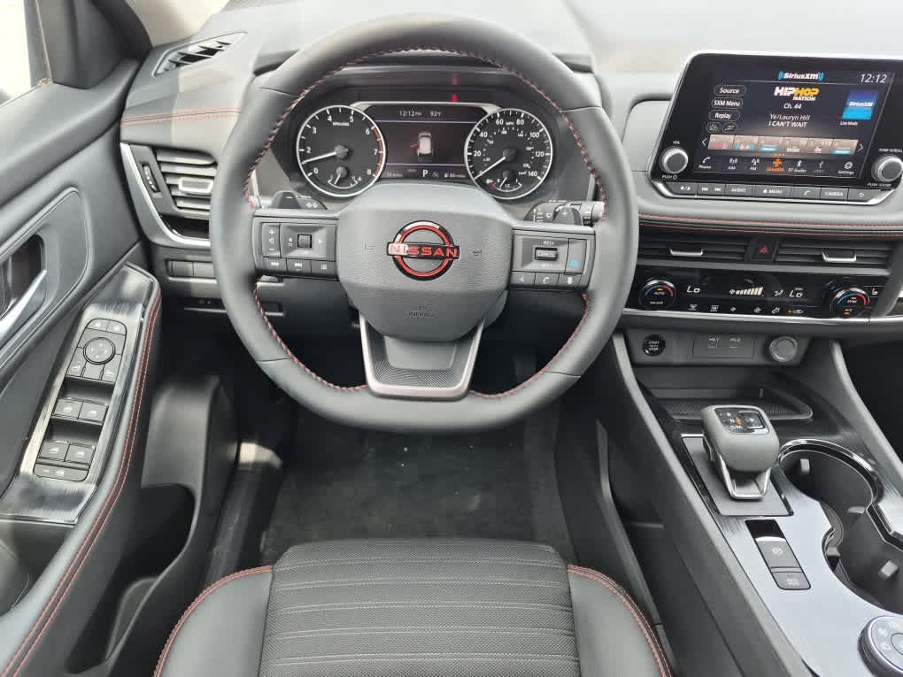 2026 Nissan Rogue Rock Creek - Super Black exterior view 8