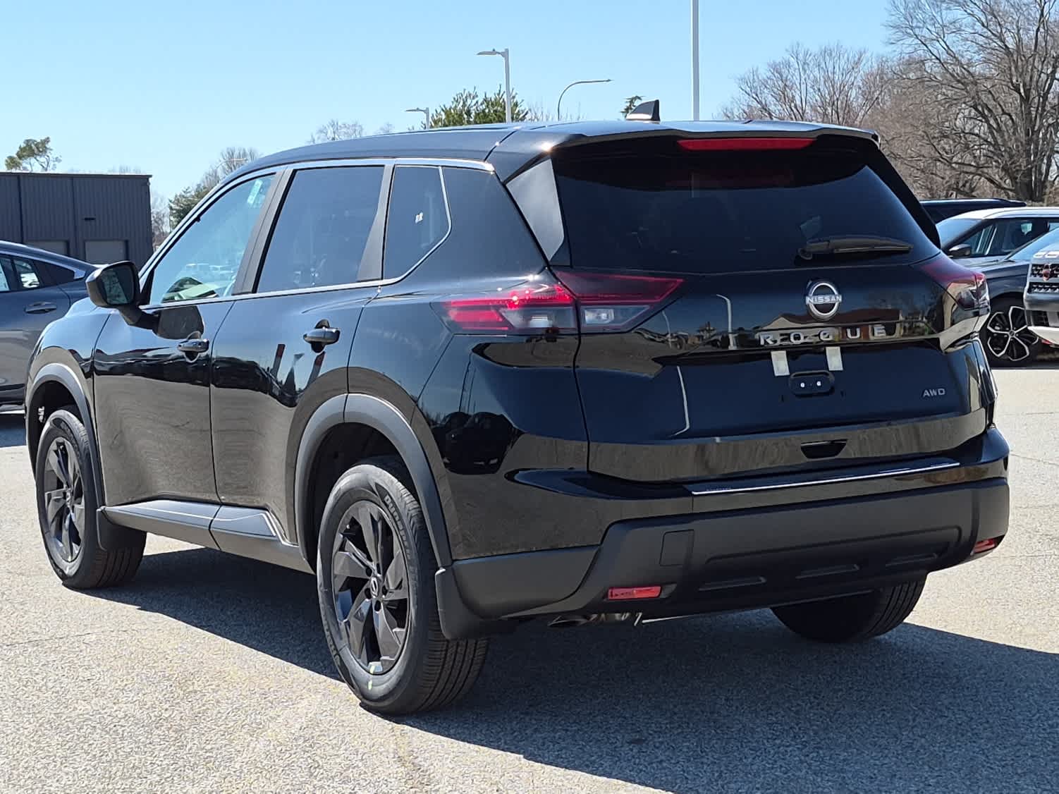 2026 Nissan Rogue SV - Super Black exterior view 4