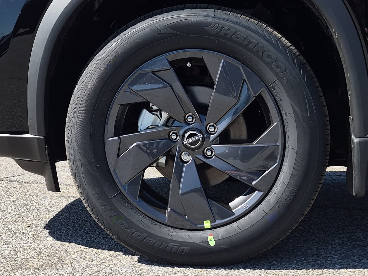 2026 Nissan Rogue SV - Super Black exterior view 6