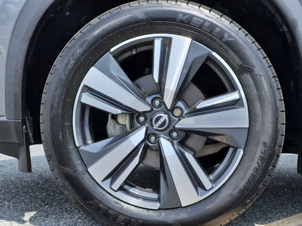 2023 Nissan Rogue SL - Gun Metallic exterior view 6