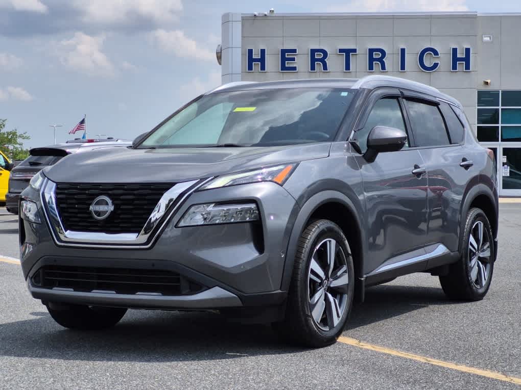 2023 Nissan Rogue SL - Gun Metallic exterior view 1