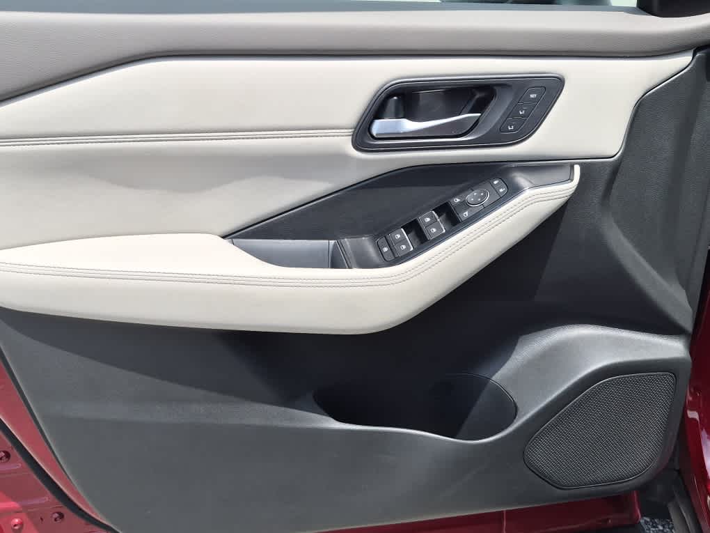 2023 Nissan Rogue SL - Scarlet Ember Tintcoat exterior view 10
