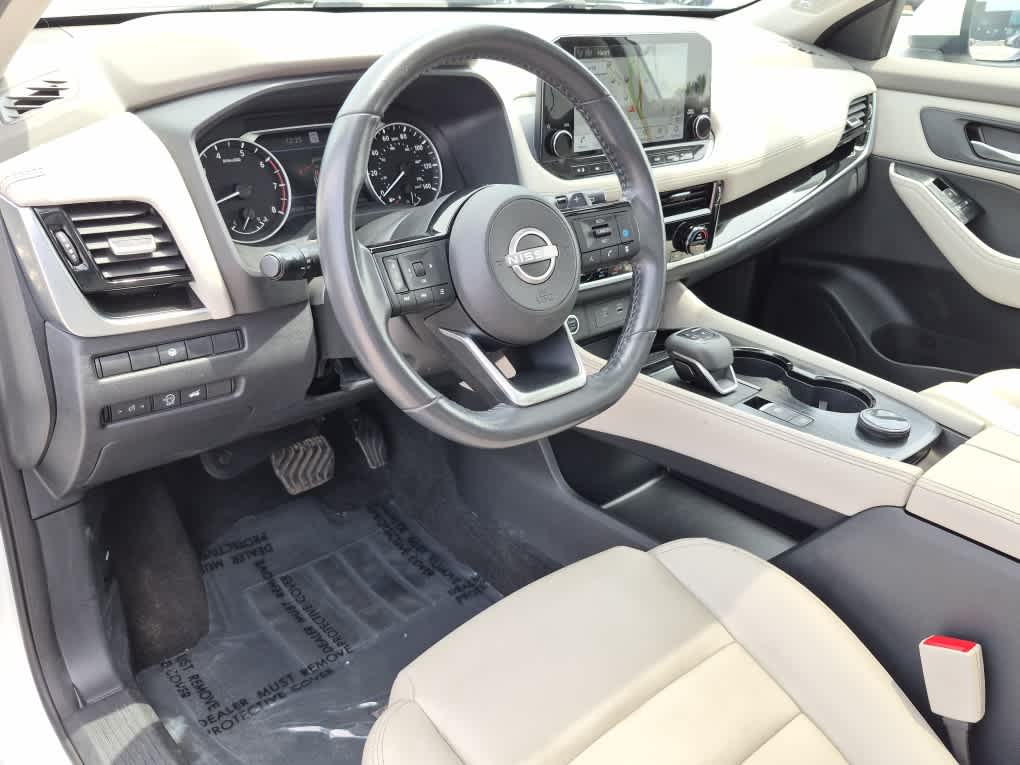 2023 Nissan Rogue SL - Pearl White Tricoat exterior view 12