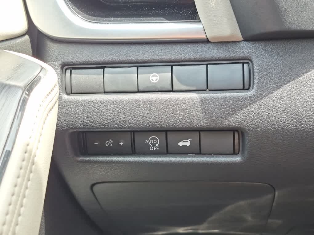 2023 Nissan Rogue SL - Pearl White Tricoat exterior view 20