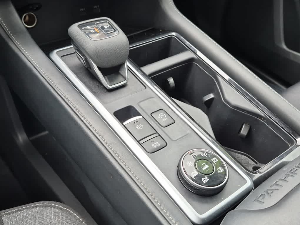 2024 Nissan Pathfinder SV - Pearl White Tricoat exterior view 13