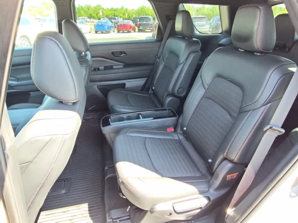 2023 Nissan Pathfinder Rock Creek - Baja Storm exterior view 8
