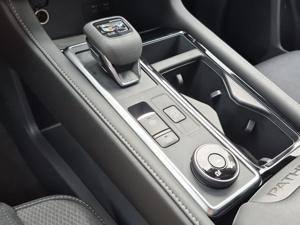 2026 Nissan Pathfinder SV - Super Black exterior view 13
