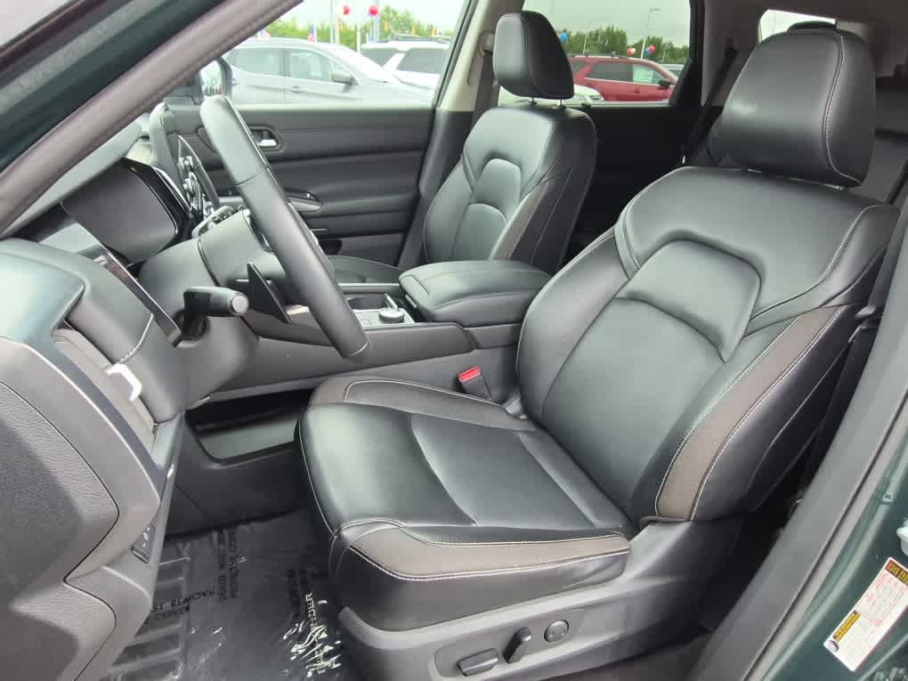 2023 Nissan Pathfinder SL - Obsidian Green Pearl/Super Black exterior view 12