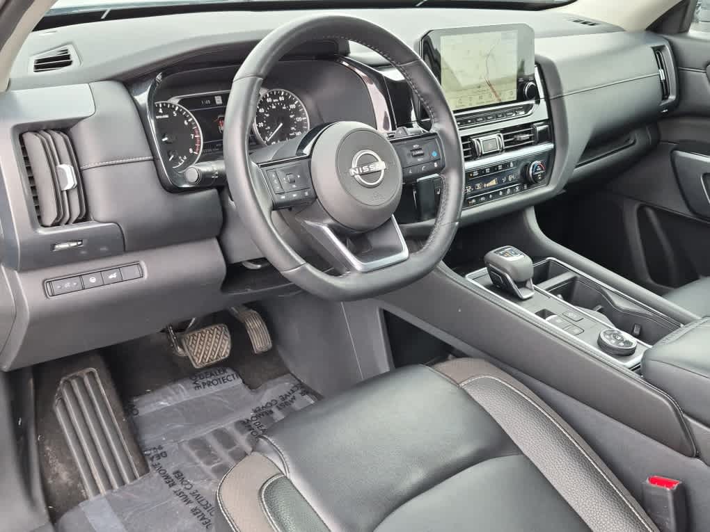2023 Nissan Pathfinder SL - Obsidian Green Pearl/Super Black exterior view 13