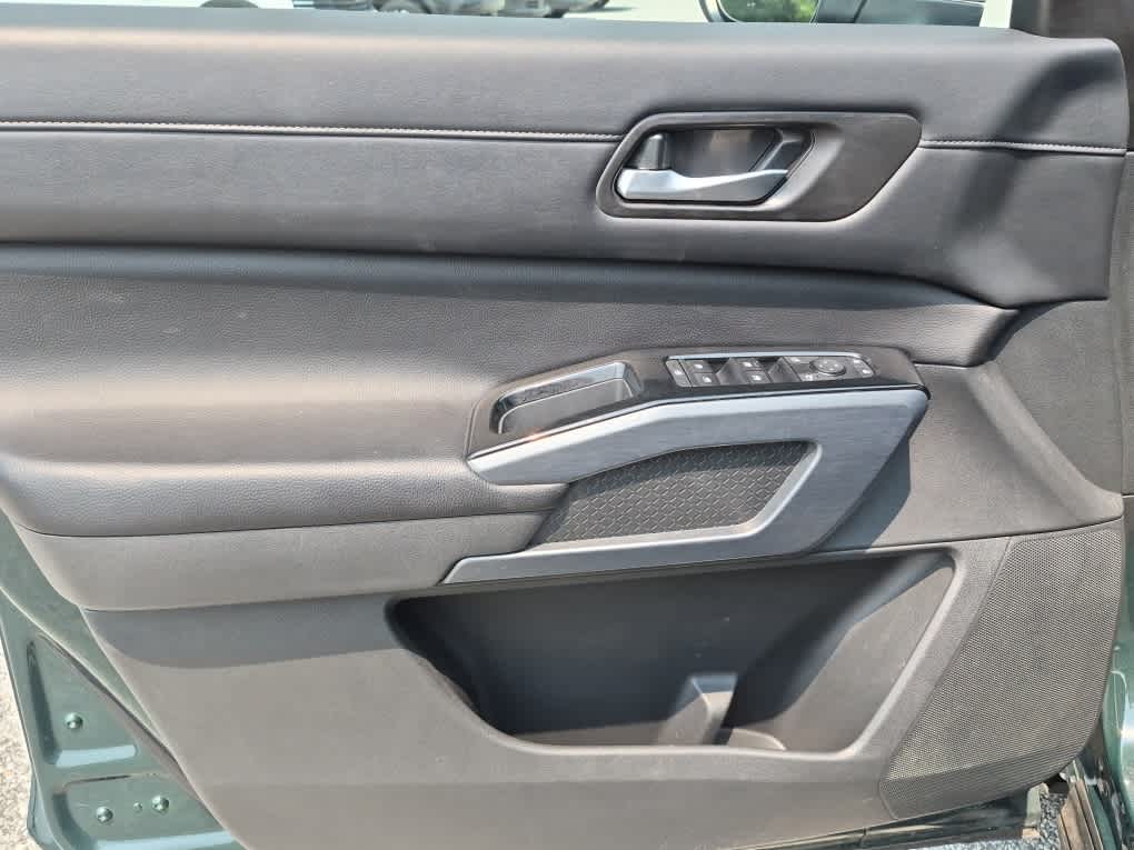 2023 Nissan Pathfinder SL - Obsidian Green Pearl/Super Black exterior view 11
