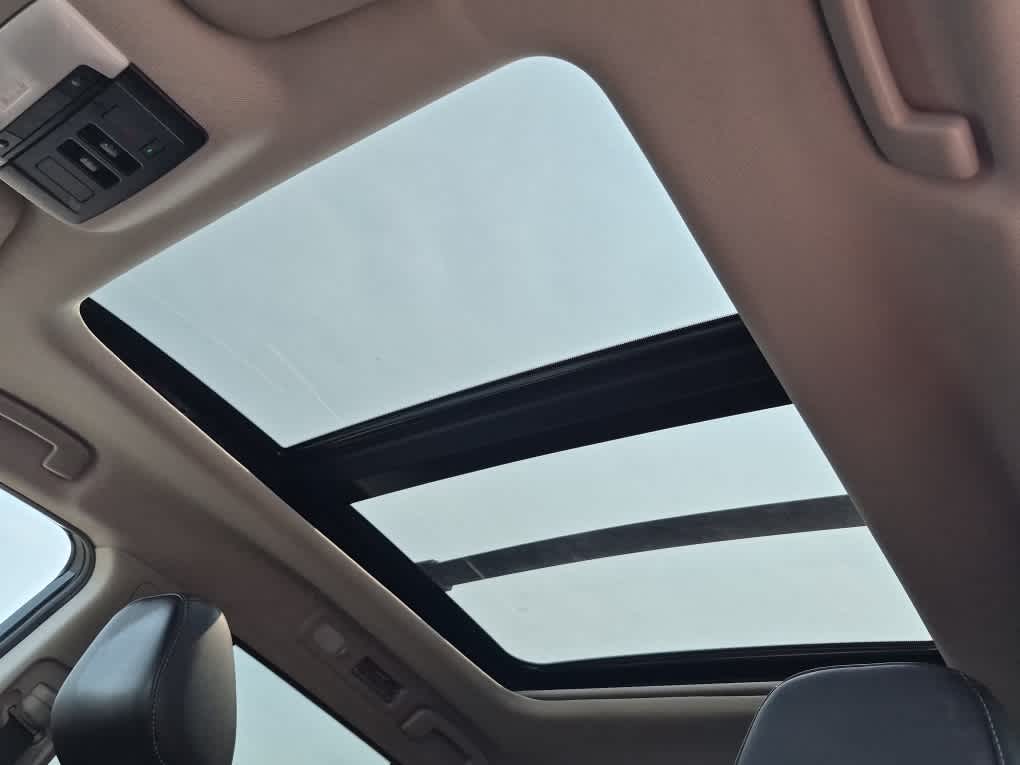2023 Nissan Pathfinder SL - Obsidian Green Pearl/Super Black exterior view 14