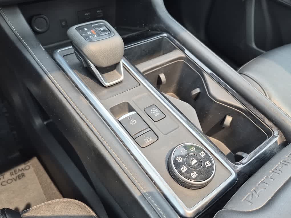 2023 Nissan Pathfinder SL - Obsidian Green Pearl/Super Black exterior view 15