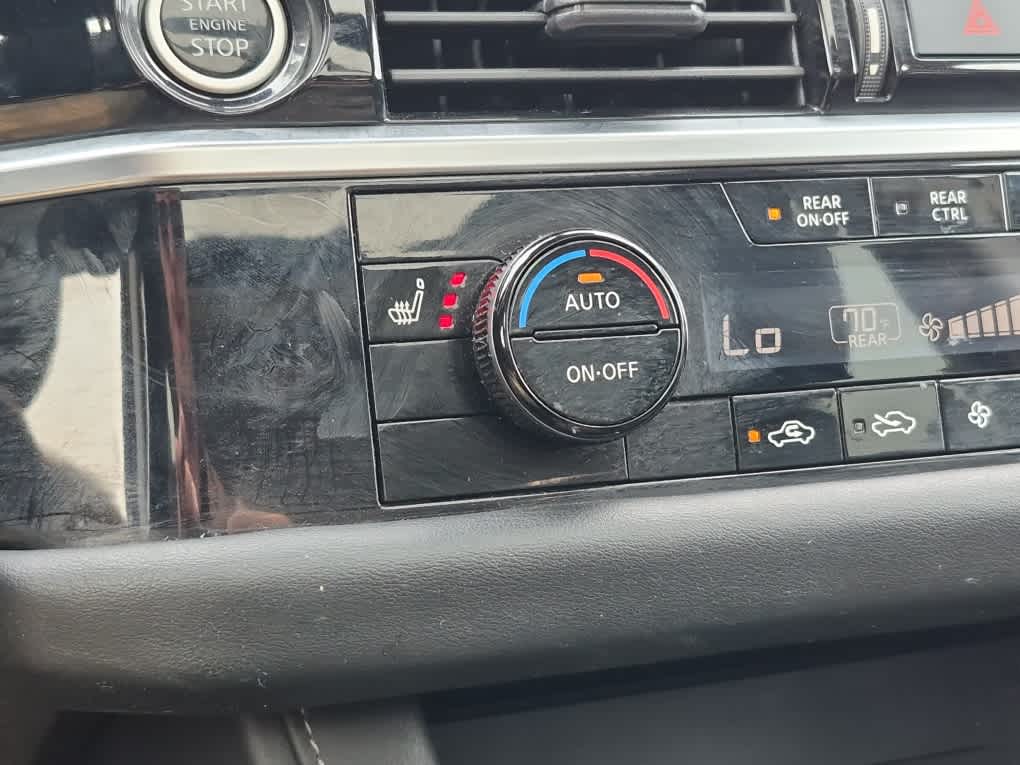 2023 Nissan Pathfinder SL - Obsidian Green Pearl/Super Black exterior view 18
