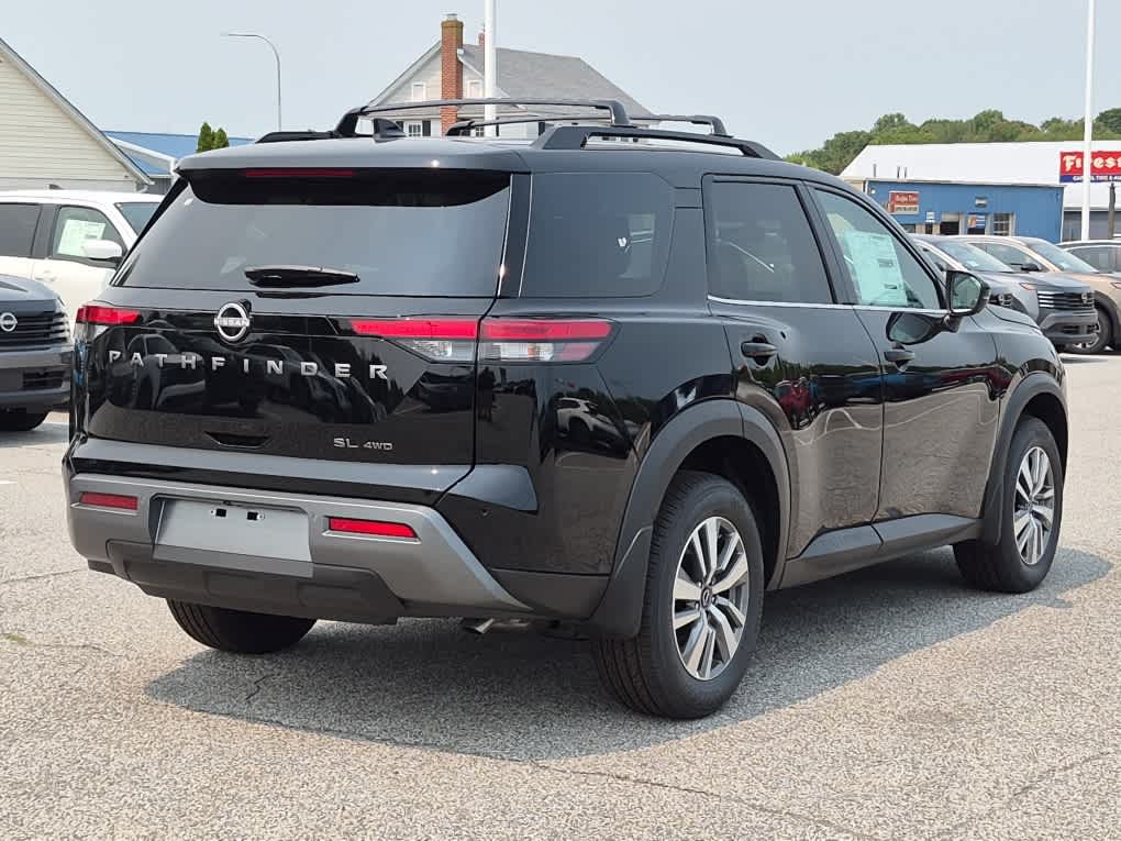 2026 Nissan Pathfinder SL - Super Black exterior view 3