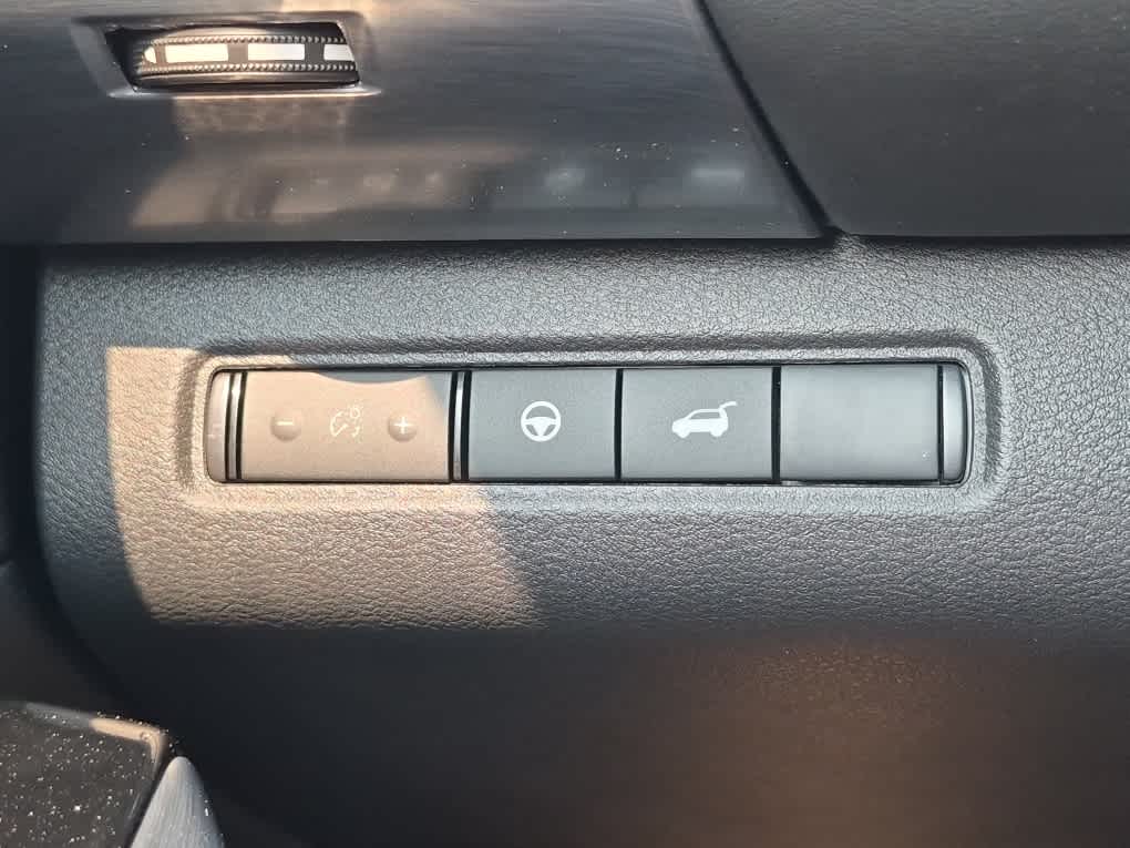 2026 Nissan Pathfinder SL - Super Black exterior view 18