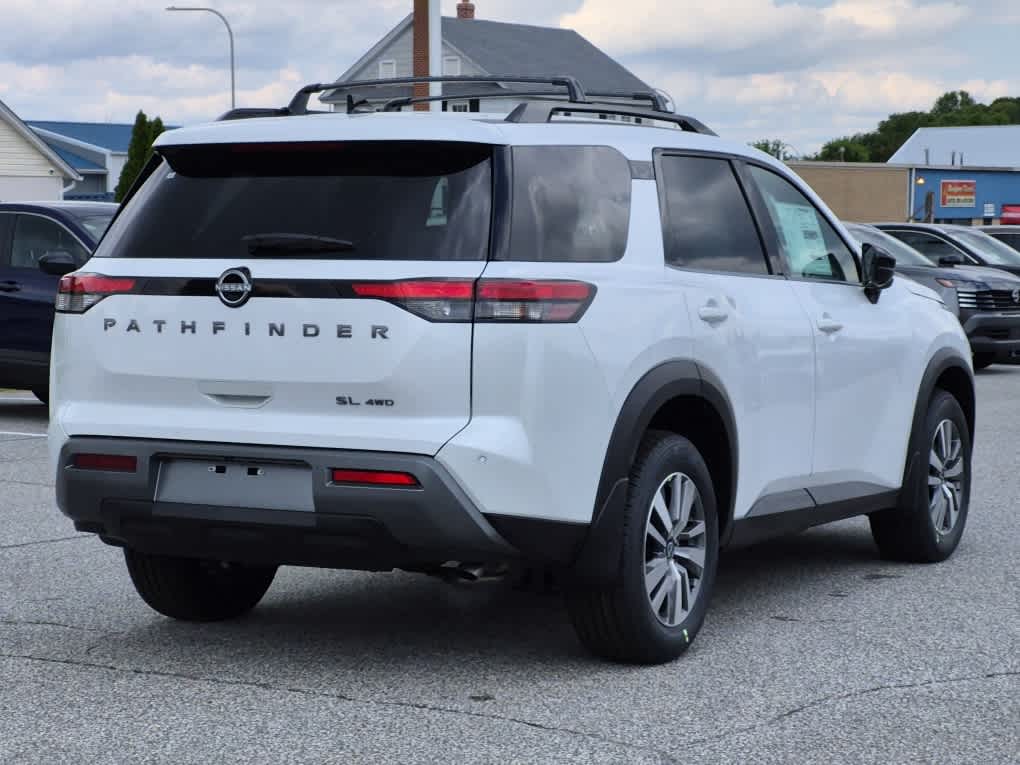 2026 Nissan Pathfinder SL - Everest White Pearl Tricoat exterior view 3