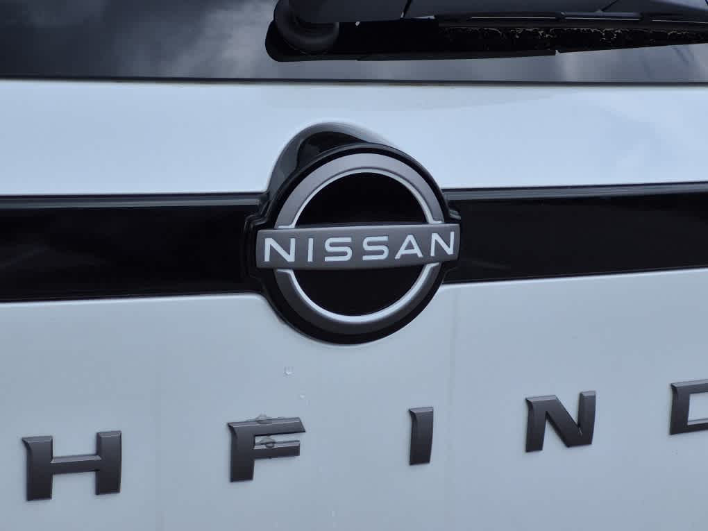 2026 Nissan Pathfinder SL - Everest White Pearl Tricoat exterior view 19