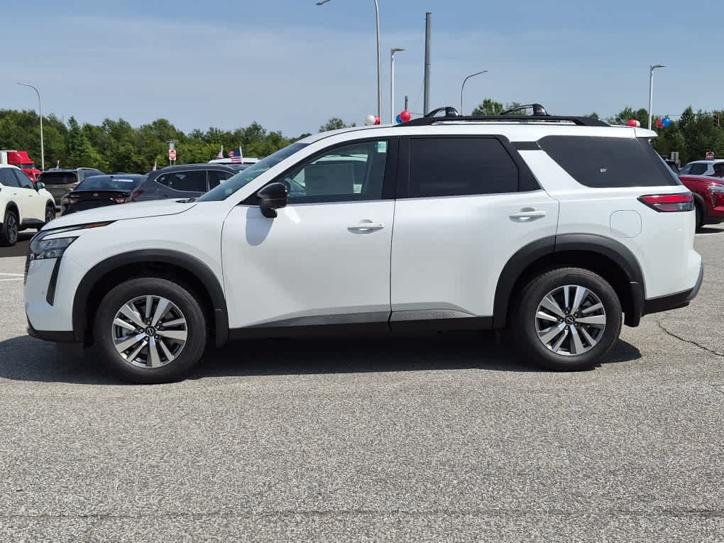 2026 Nissan Pathfinder SL - Everest White Pearl Tricoat exterior view 5