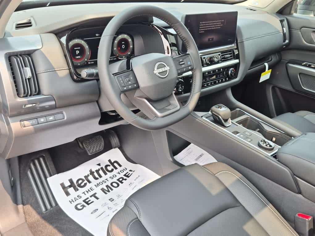 2026 Nissan Pathfinder SL - Super Black exterior view 13
