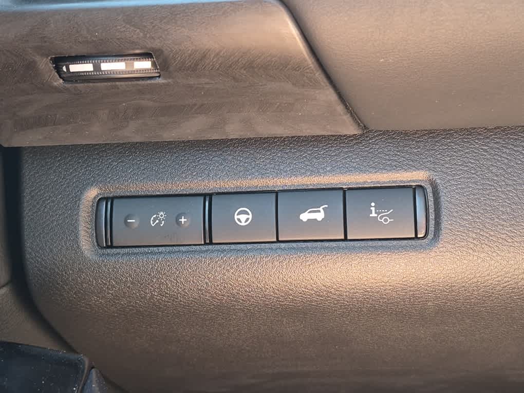 2026 Nissan Pathfinder Platinum - Everest White Pearl Tricoat/Super Black exterior view 20