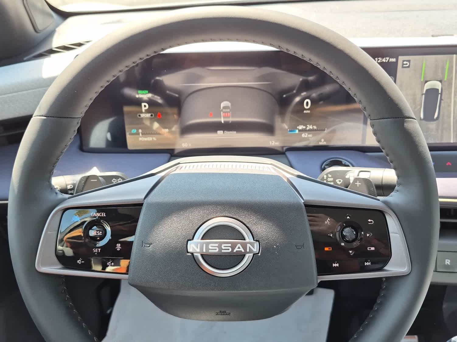 2026 Nissan LEAF SV+ - Everest White Pearl Tricoat/Black exterior view 14