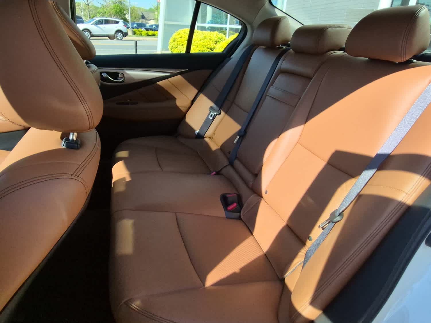 2023 INFINITI Q50 LUXE - Majestic White exterior view 7