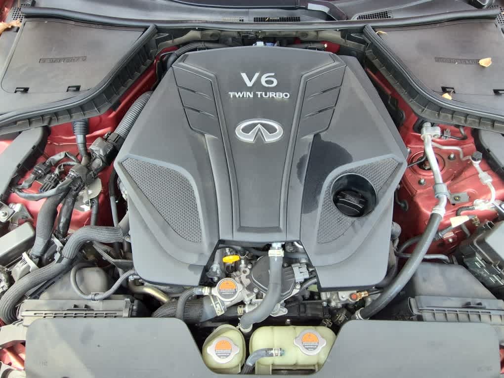 2023 INFINITI Q50 LUXE - Dynamic Sunstone Red exterior view 19