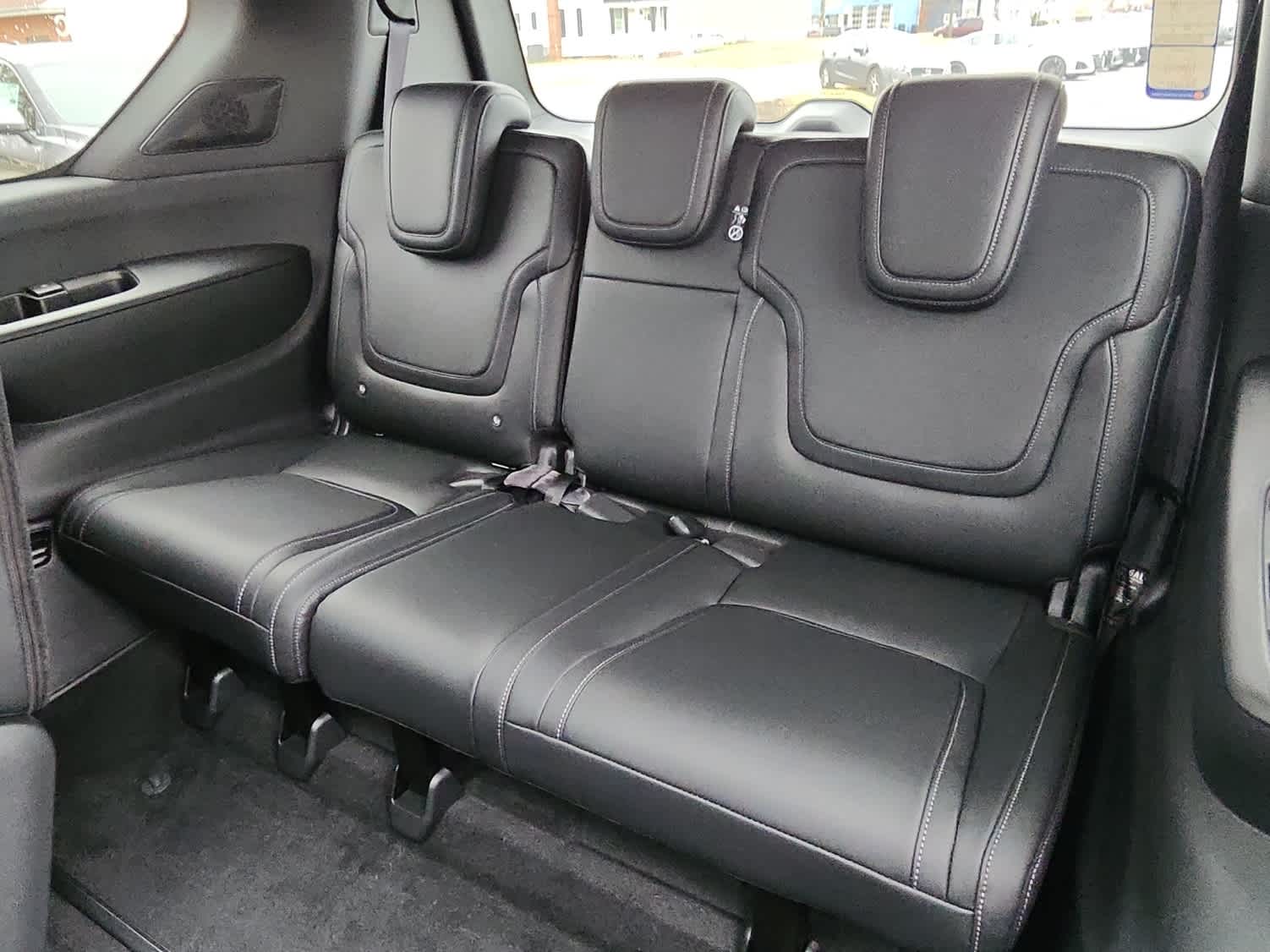 2026 Nissan Armada PRO-4X - Super Black exterior view 7