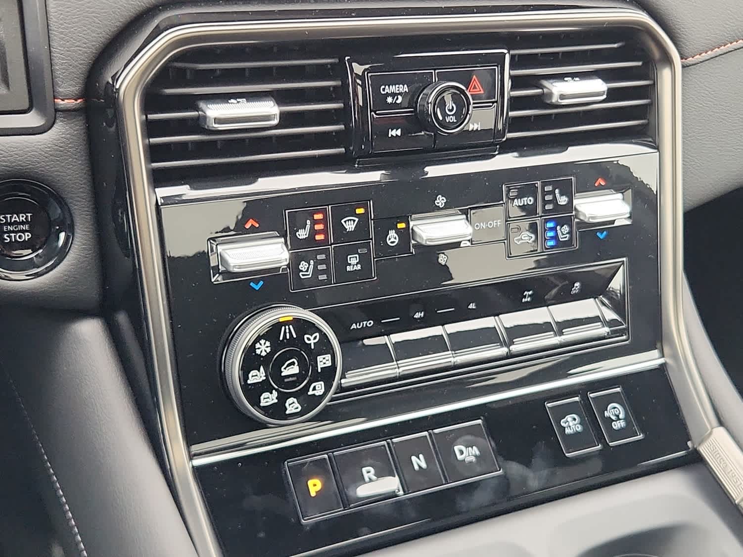 2026 Nissan Armada PRO-4X - Super Black exterior view 15
