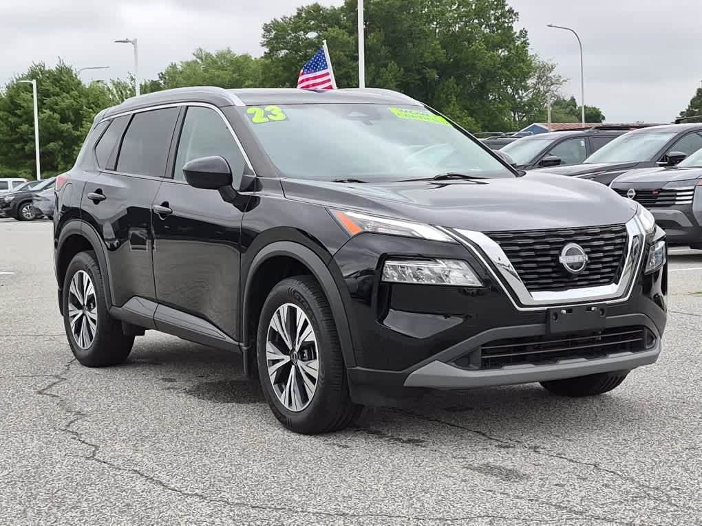 2023 Nissan Rogue SV - Super Black exterior view 2