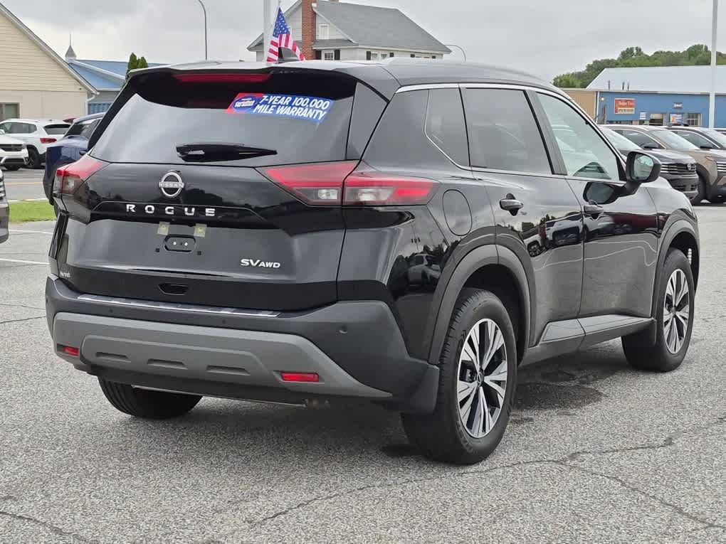 2023 Nissan Rogue SV - Super Black exterior view 3