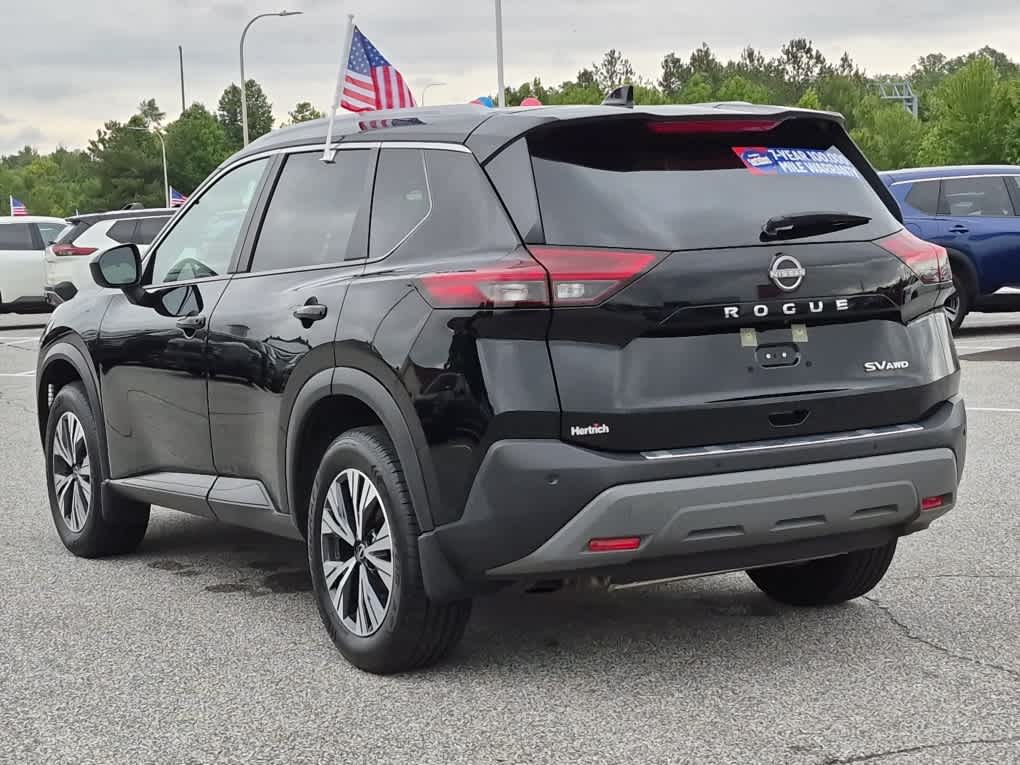 2023 Nissan Rogue SV - Super Black exterior view 4