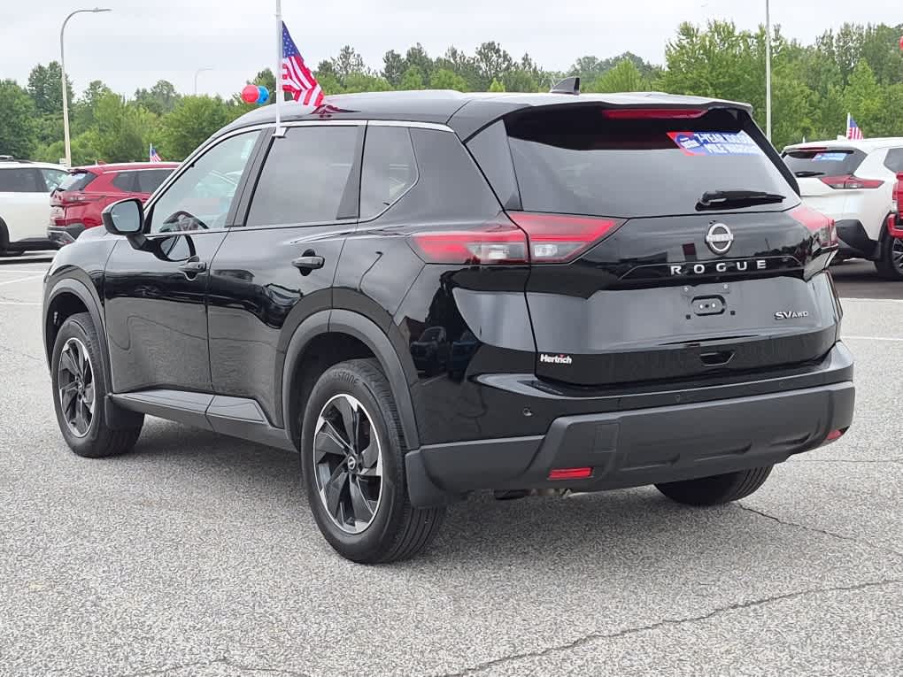 2024 Nissan Rogue SV - Super Black exterior view 4