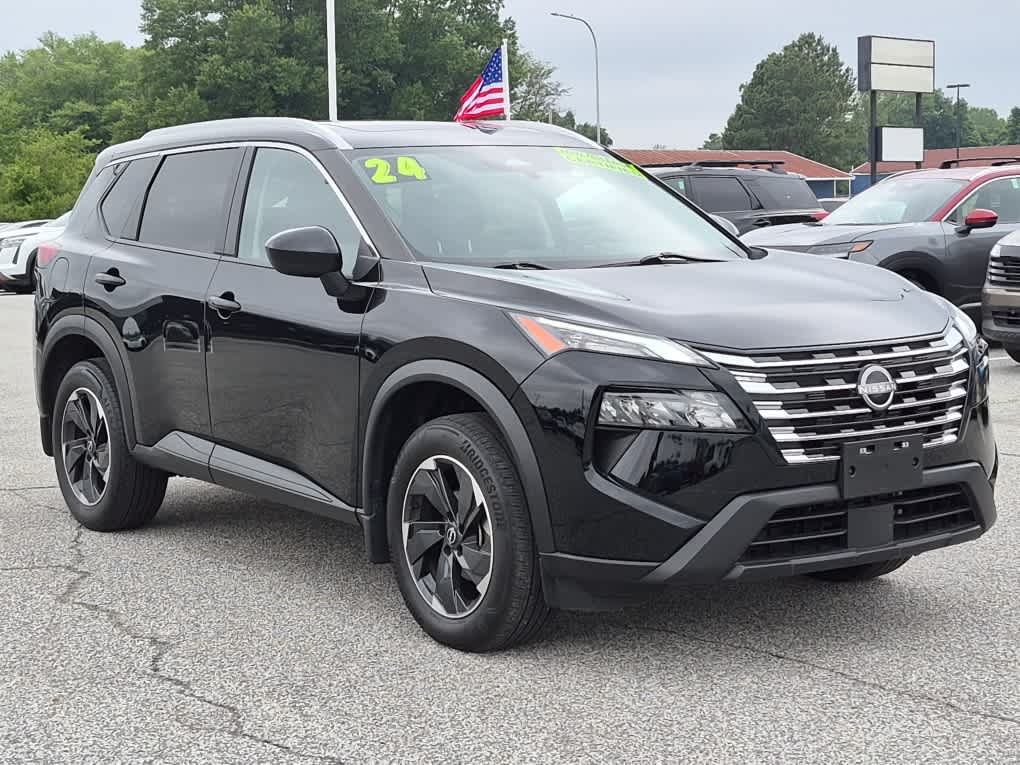 2024 Nissan Rogue SV - Super Black exterior view 2