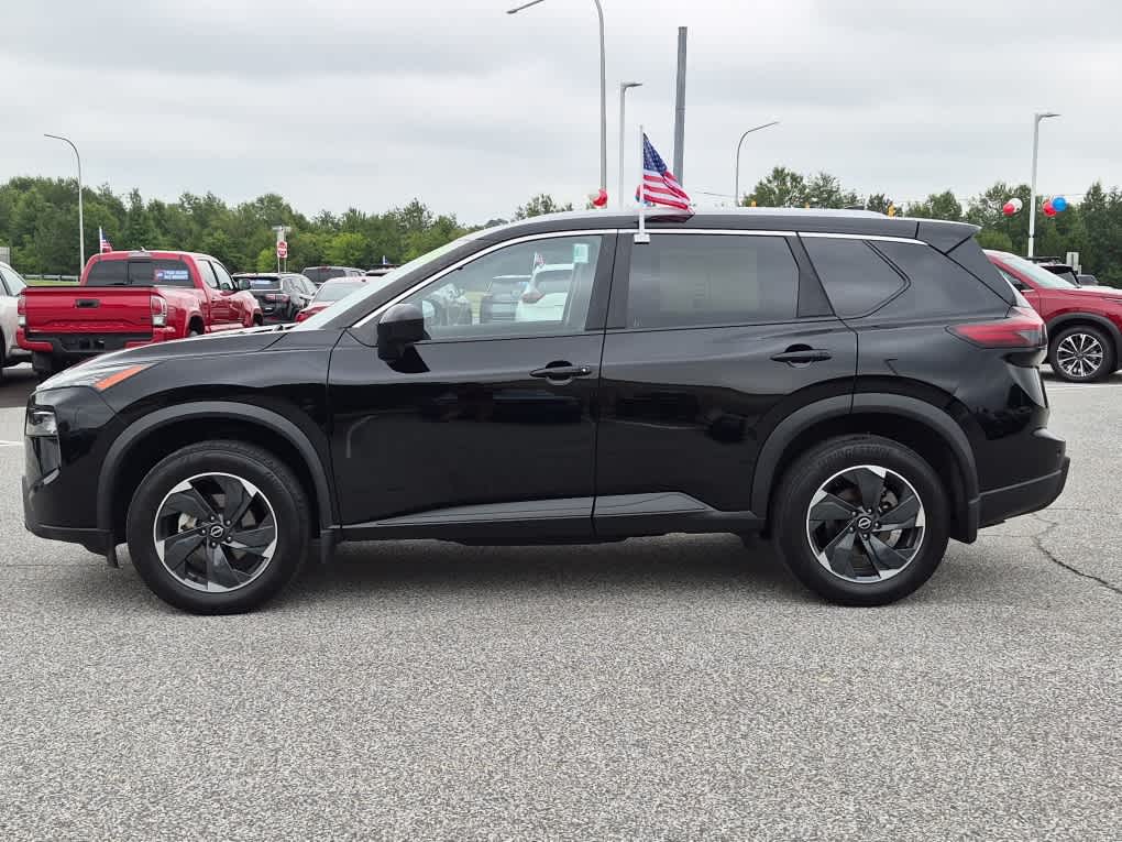 2024 Nissan Rogue SV - Super Black exterior view 5