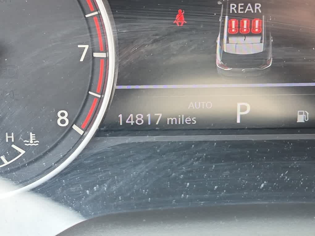 2023 Nissan Rogue SL - Pearl White Tricoat/Super Black exterior view 18