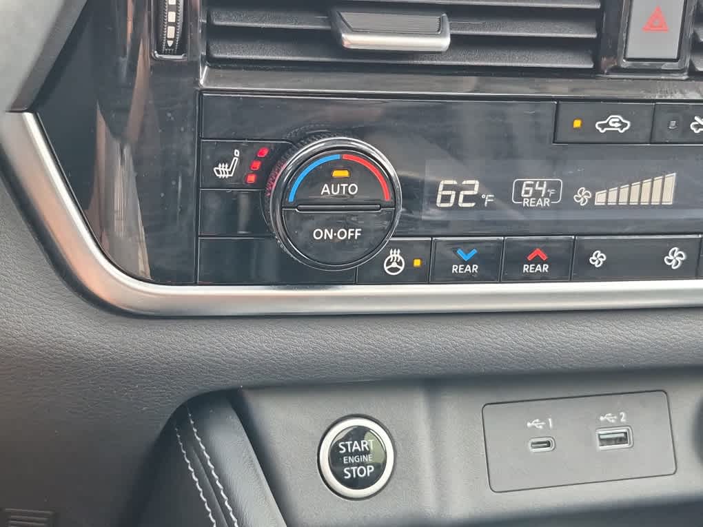 2023 Nissan Rogue SL - Pearl White Tricoat/Super Black exterior view 16