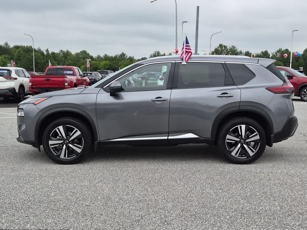 2023 Nissan Rogue SL - Gun Metallic exterior view 5
