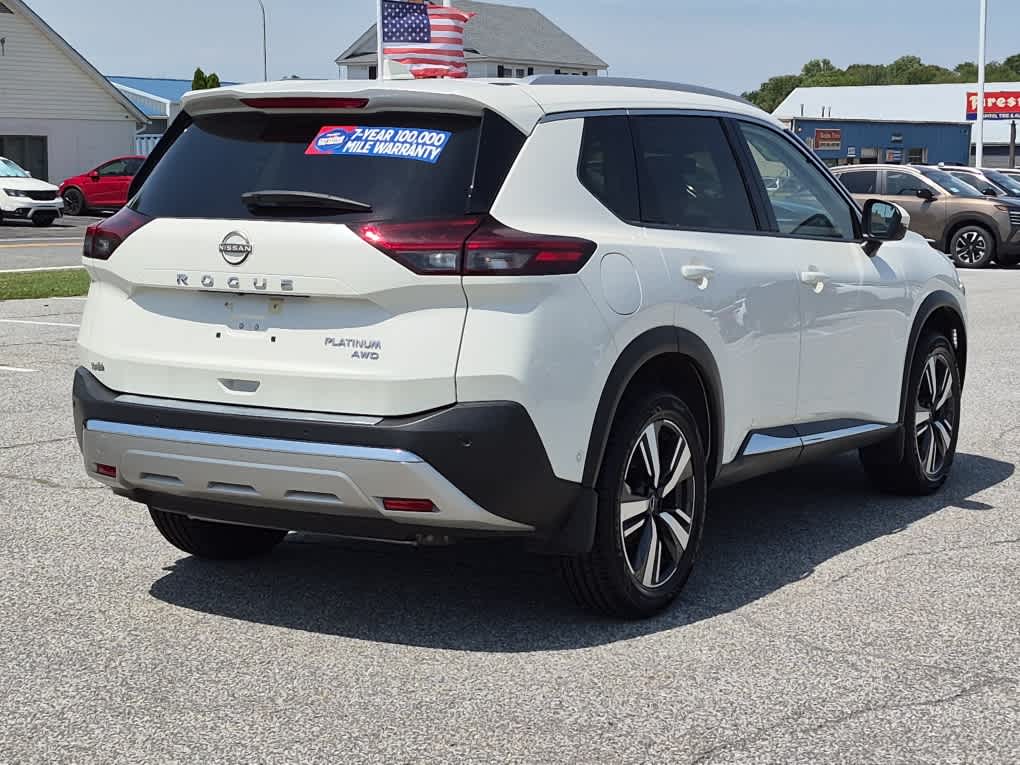 2023 Nissan Rogue Platinum - Pearl White Tricoat exterior view 3